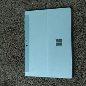 Microsoft surface pad go